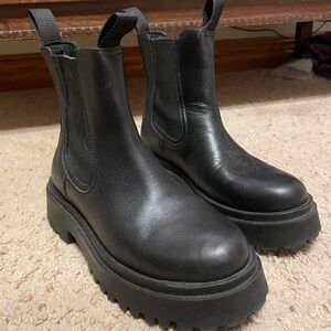 Black Thursday Everyday Boots.